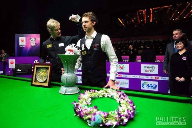 的发展具有 的发展具有