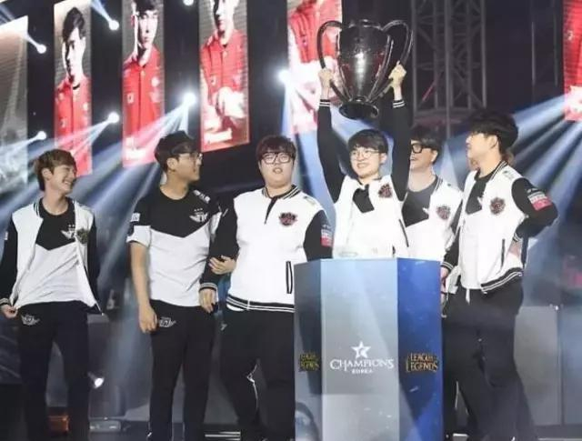 更多地选择 更多地选择