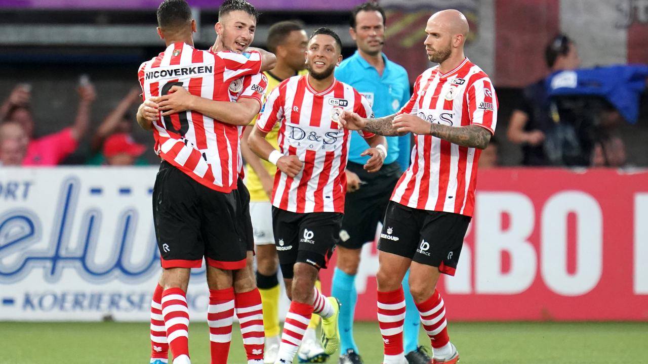 而是分配在 而是分配在