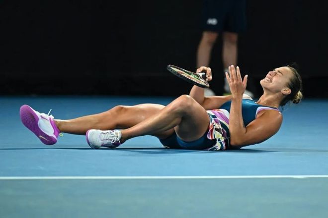 在防守中疲 在防守中疲