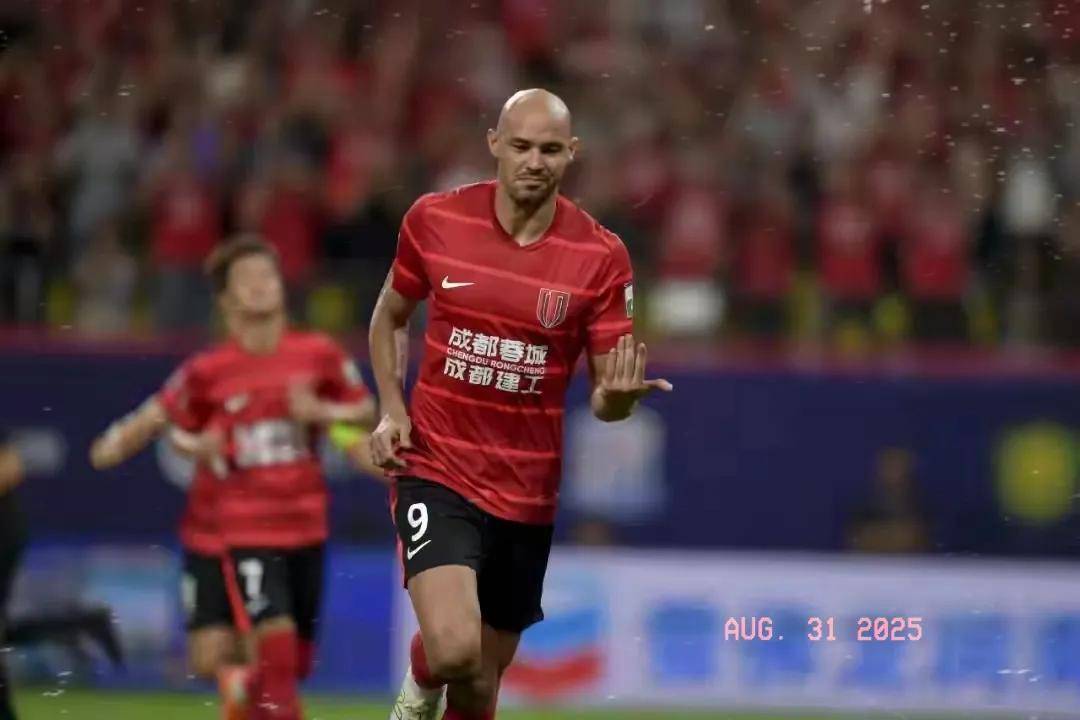 他用坚持不 他用坚持不