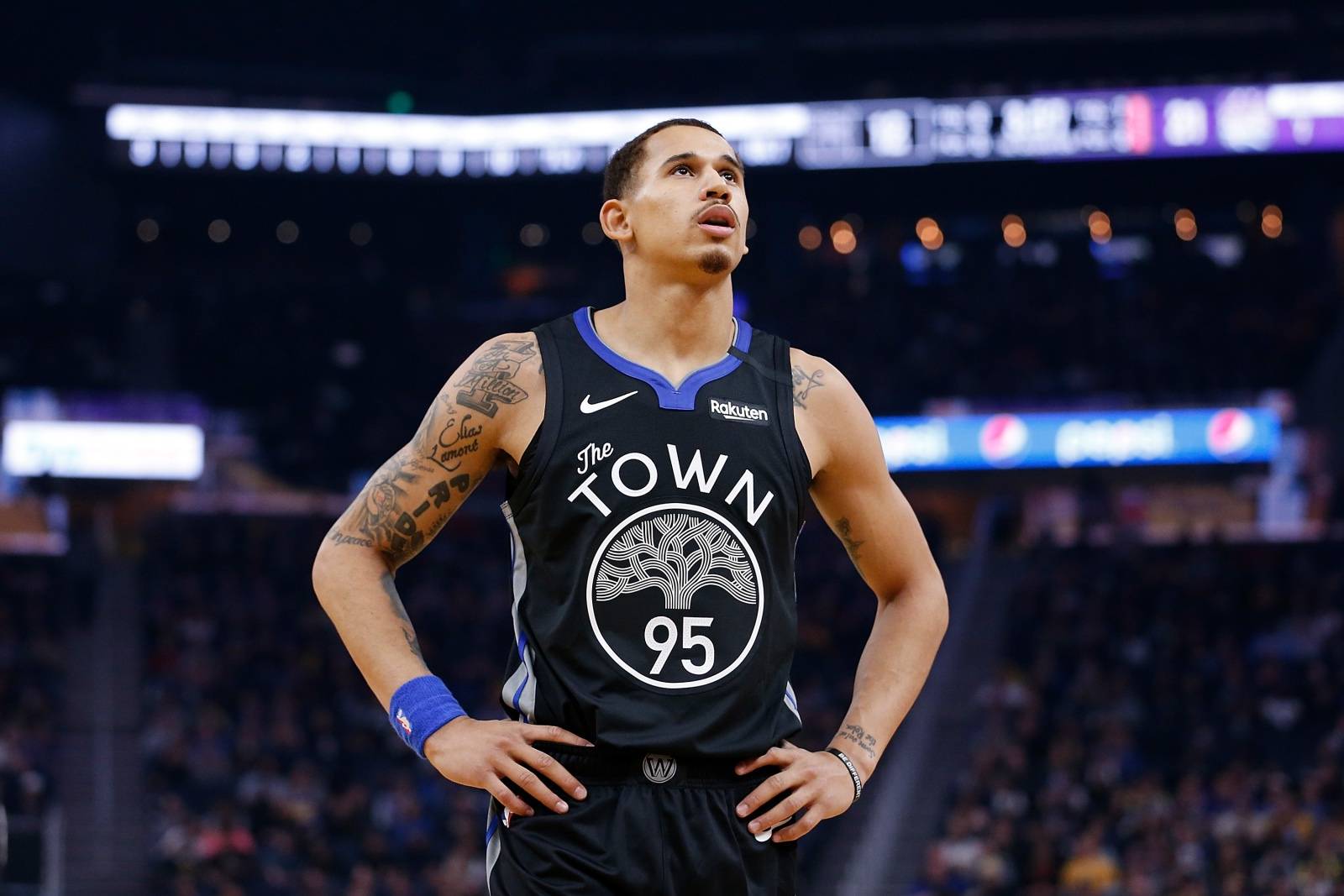 枪匹马赢下 枪匹马赢下