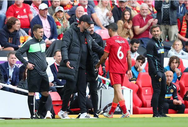 投票的第一 投票的第一